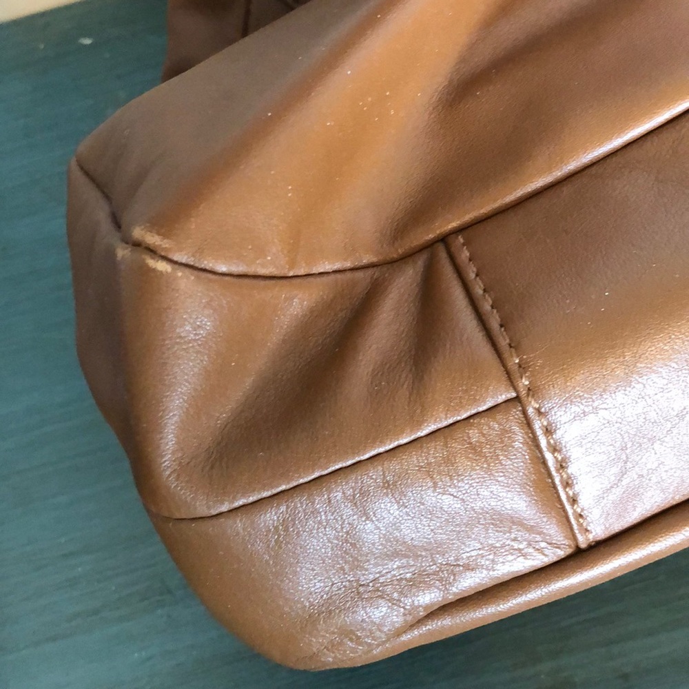 Coach purse - Picture 6 of 8